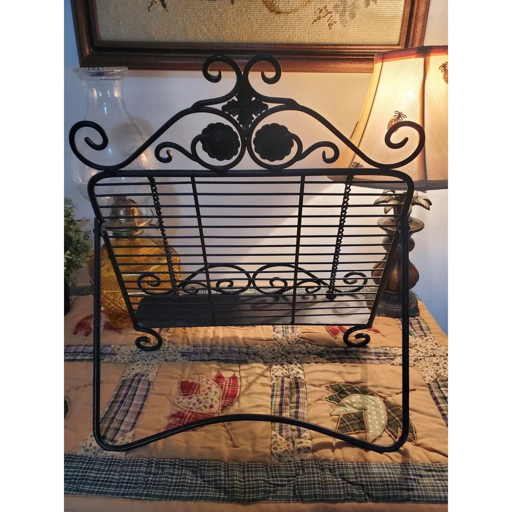 Vintage Sturdy Metal Scrollwork Cookbook Stand with Page Weights - Black